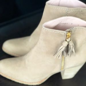 Stuart Weitzman Boots